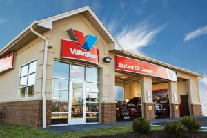 Read more about the article How Much Is an Oil Change at Valvoline? [Valvoline Oil Change Prices]