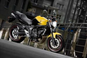 Read more about the article Yamaha FZ6 Specs and Review