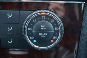 Read more about the article Mercedes Air Conditioning Reset [How to]