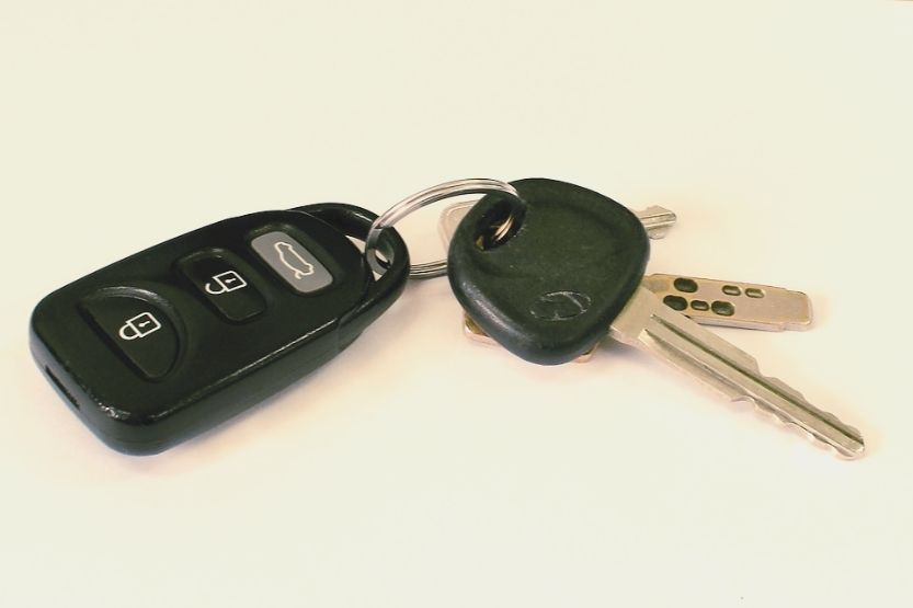does autozone make keys for cars