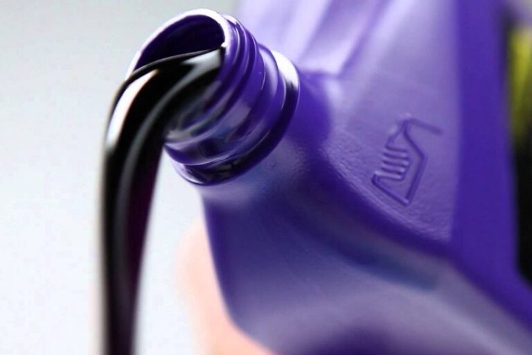 Read more about the article Royal Purple Oil Review