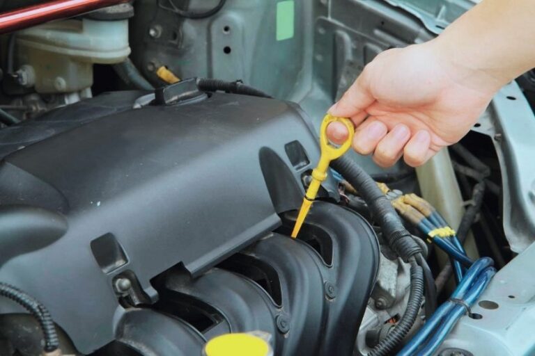 Read more about the article How Long Can You Go Without an Oil Change After the Light Comes On?