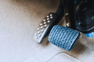 Read more about the article What to Do If Your Brake Pedal Suddenly Sinks to the Floor?