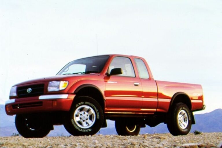 Read more about the article 1st Gen Tacoma Specs and Review [1995-2004 Toyota Tacoma]