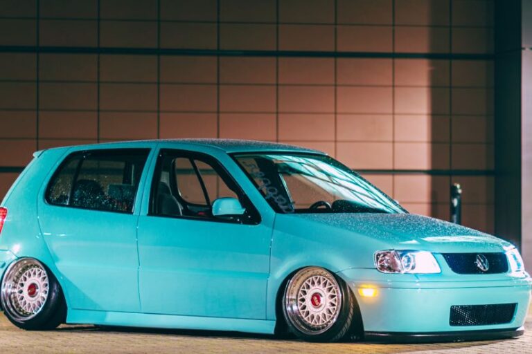 Read more about the article Bagged Car Explained – What Is a Bagged Stance?