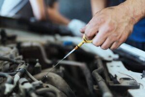 Read more about the article How Much Oil Does My Car Need?