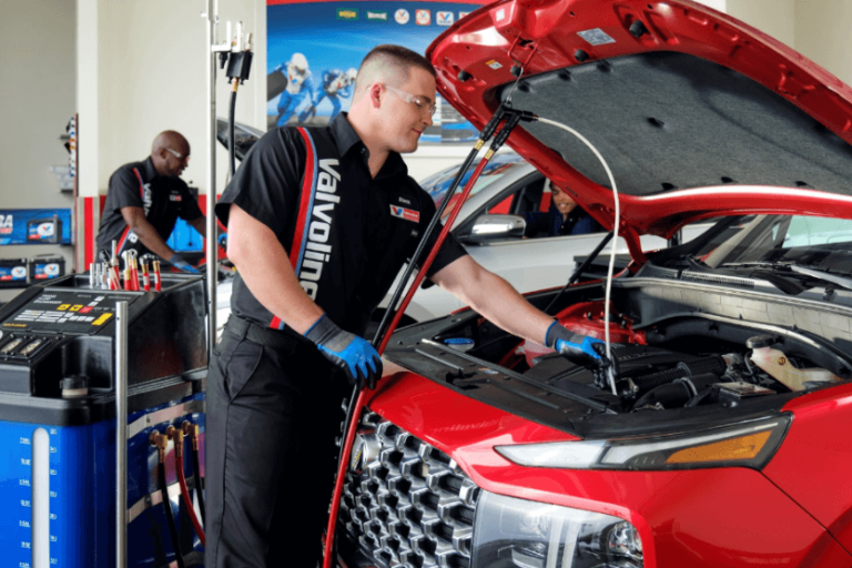 Read more about the article Valvoline Transmission Fluid Change: A Quick Guide to Keeping Your Car Running Smoothly